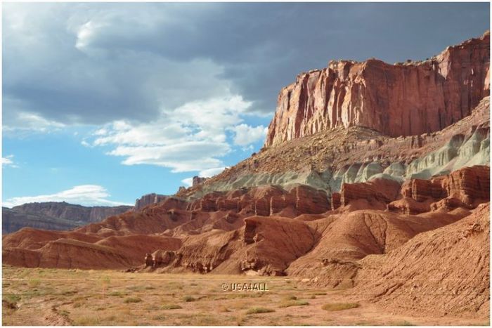 foto Capitol reef nationaal park – Visit the capital dome!