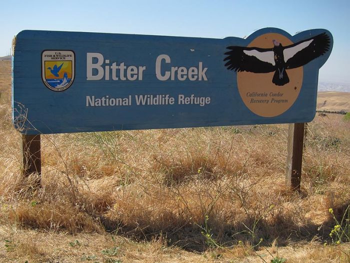 Bitter_Creek_National_Wildlife_Refuge,_California,_USA_-sign-18Aug2010